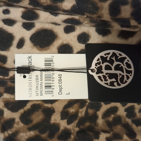 Women's Leopard print Shirt, L - Picture 3 of 5